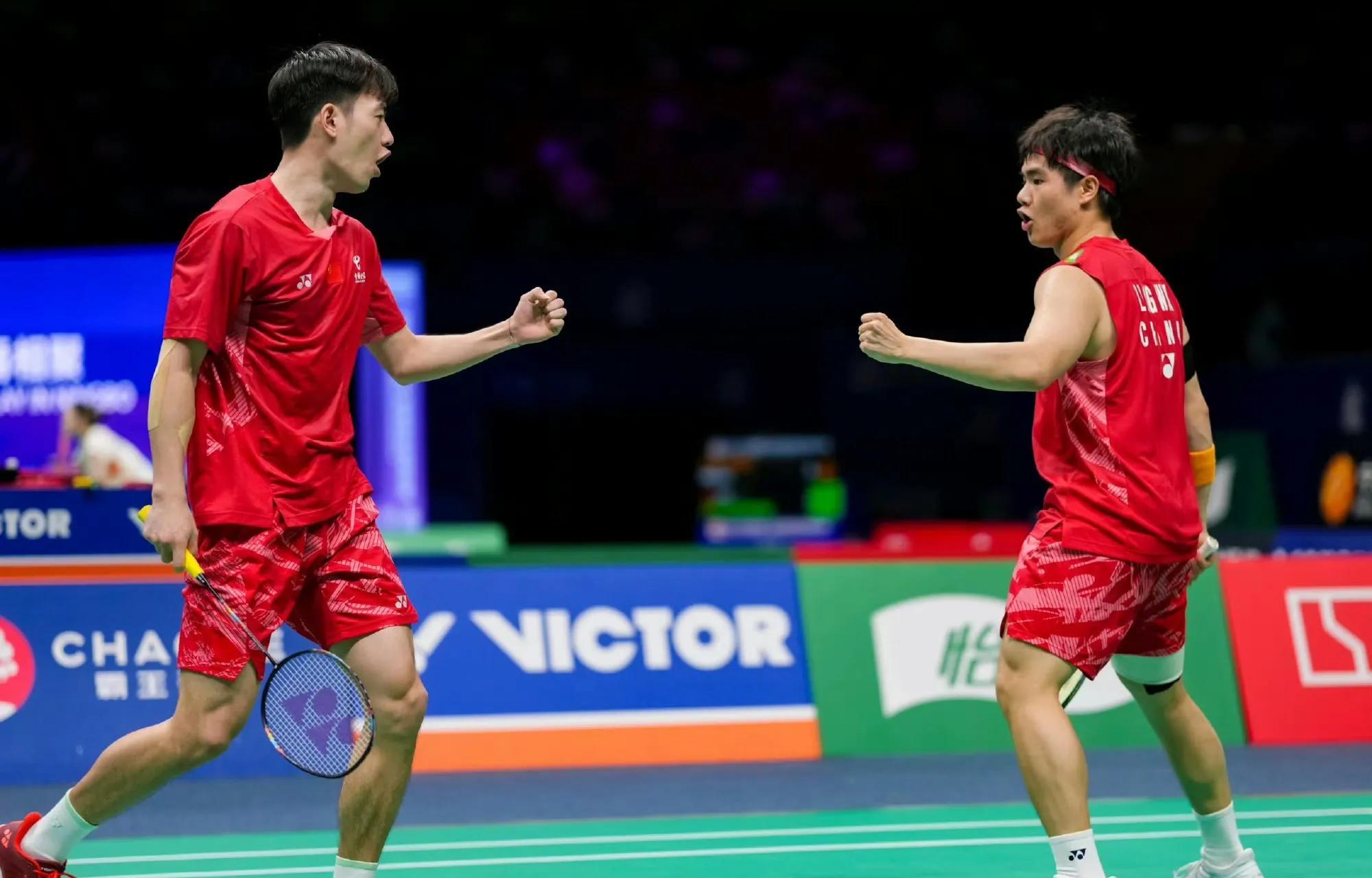 丹麦队逆袭胜利，晋级淘汰赛