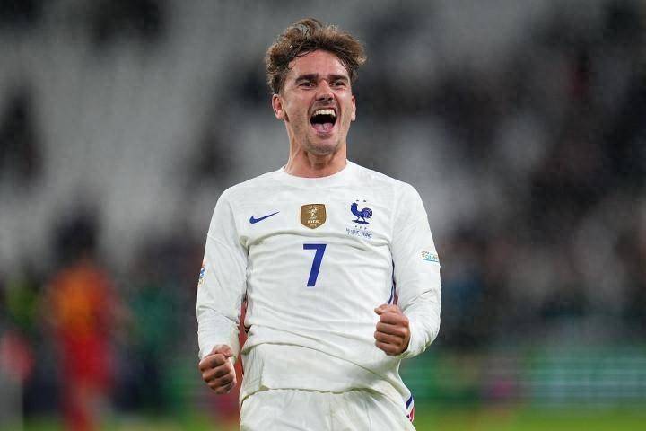 法国挑战意大利，冲击欧洲杯冠军头衔