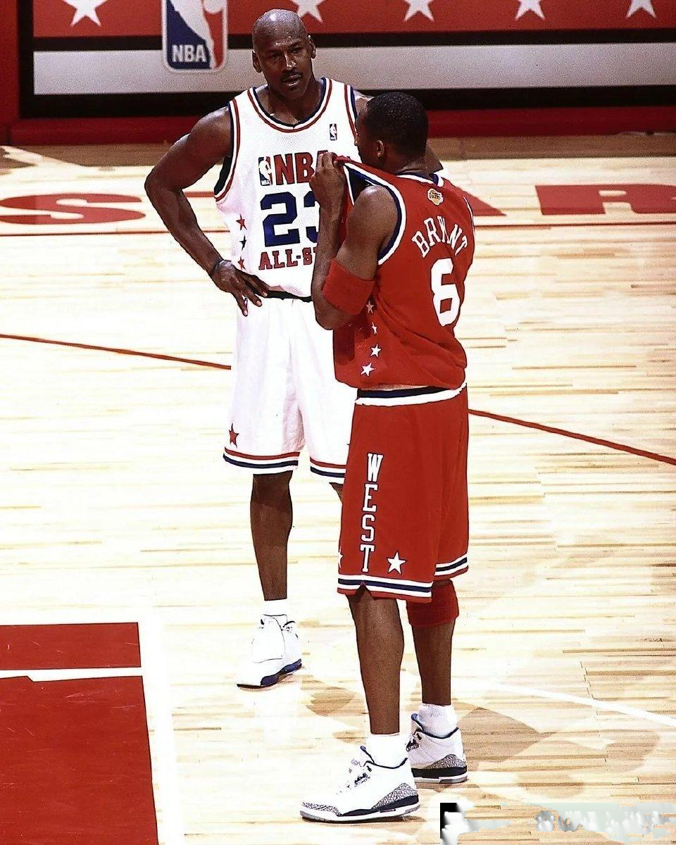 男女篮球明星将在重要赛事中对决 男女篮球明星将在重要赛事中对决