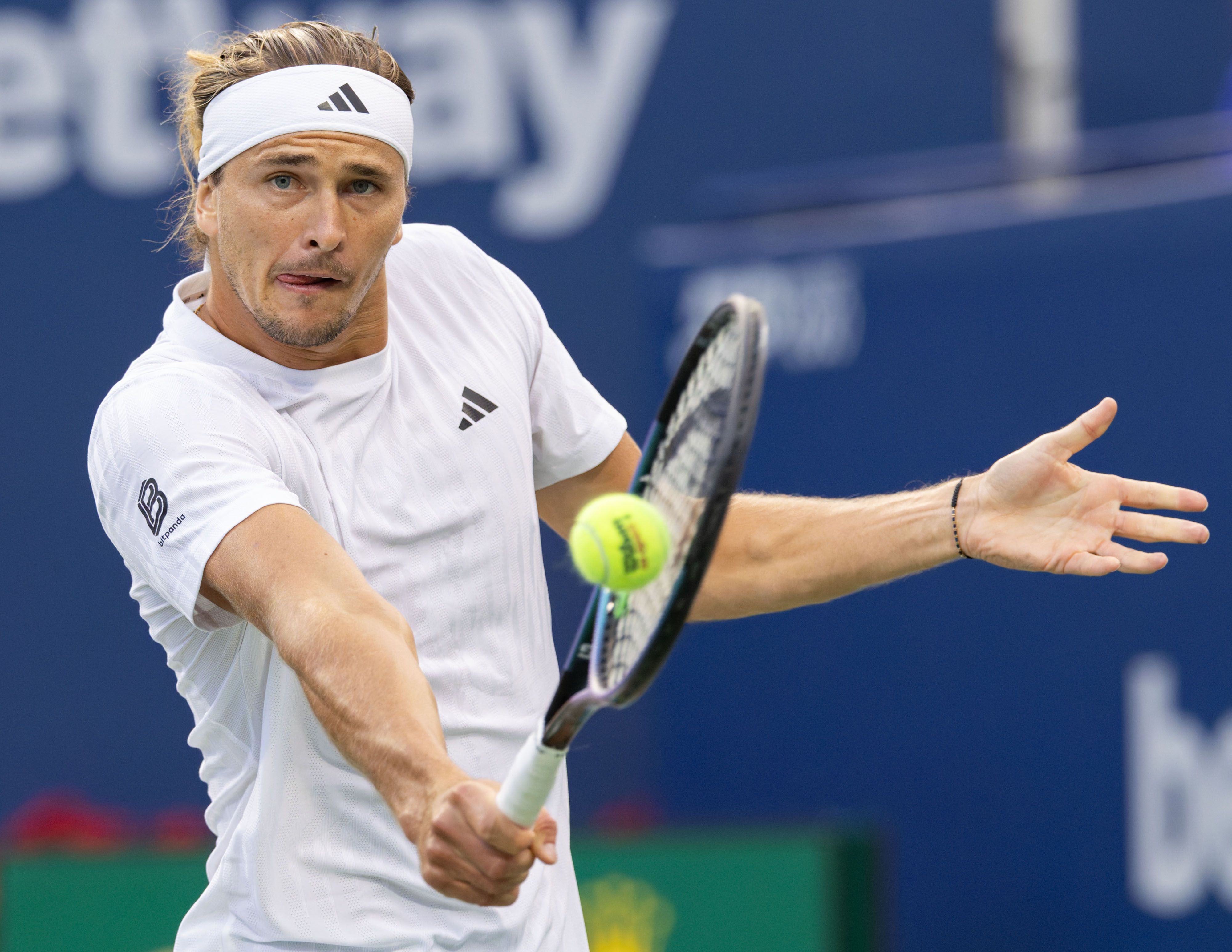 开云体育APP下载-温网险胜年终总决赛，兹维列夫点燃赛场的简单介绍