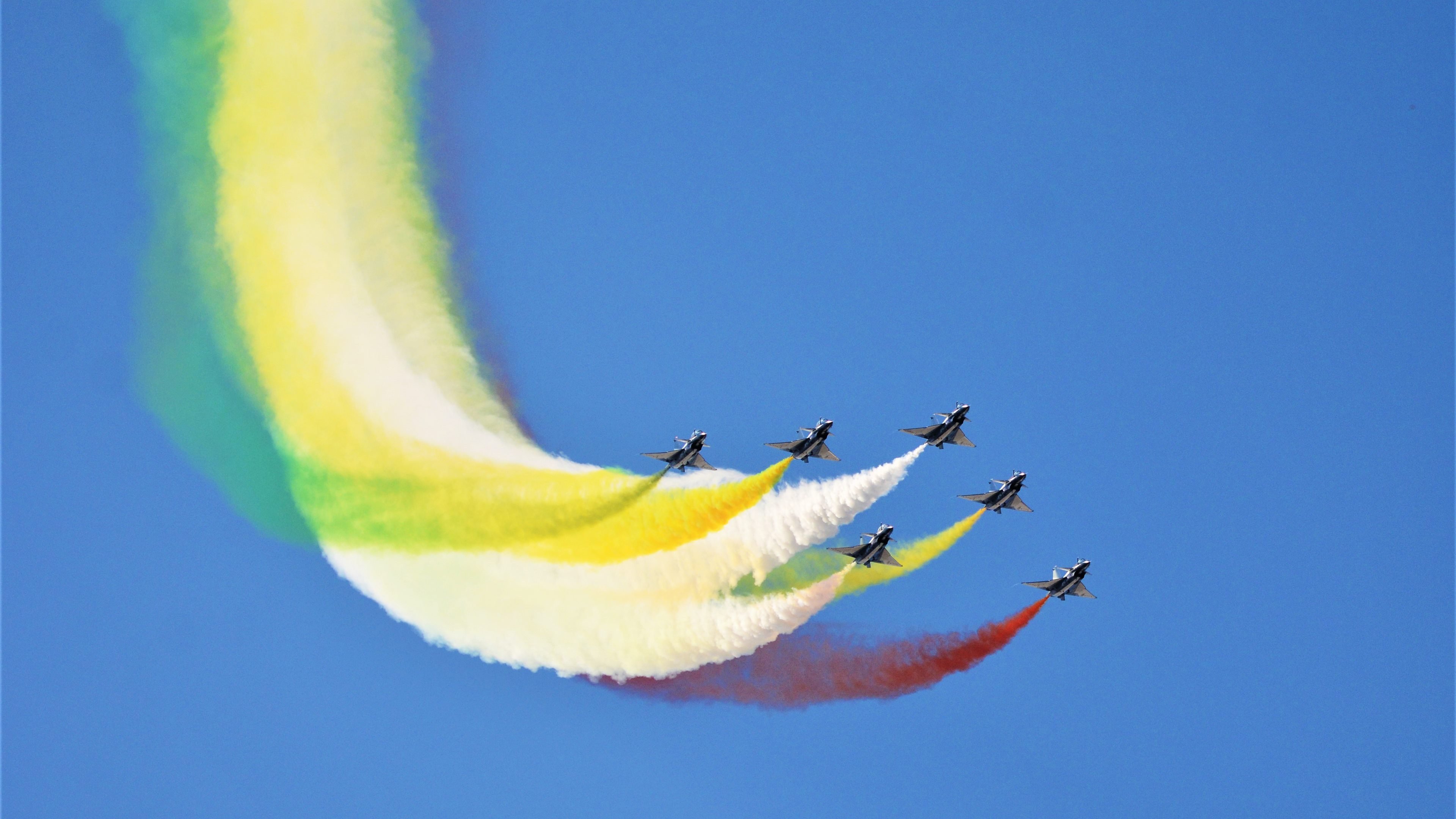 开云-他的一击如利剑出鞘，奥亚尔萨瓦尔绝杀哥伦比亚，秘鲁巨人杀手挺进决赛