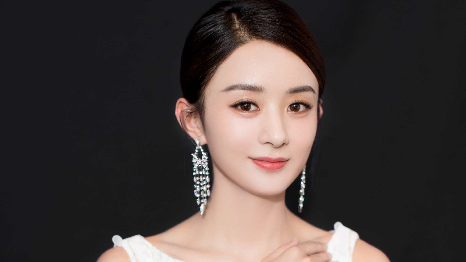 绿茵场上的平行世界,当德甲争冠硝烟遇见沙特崛起的南美风暴