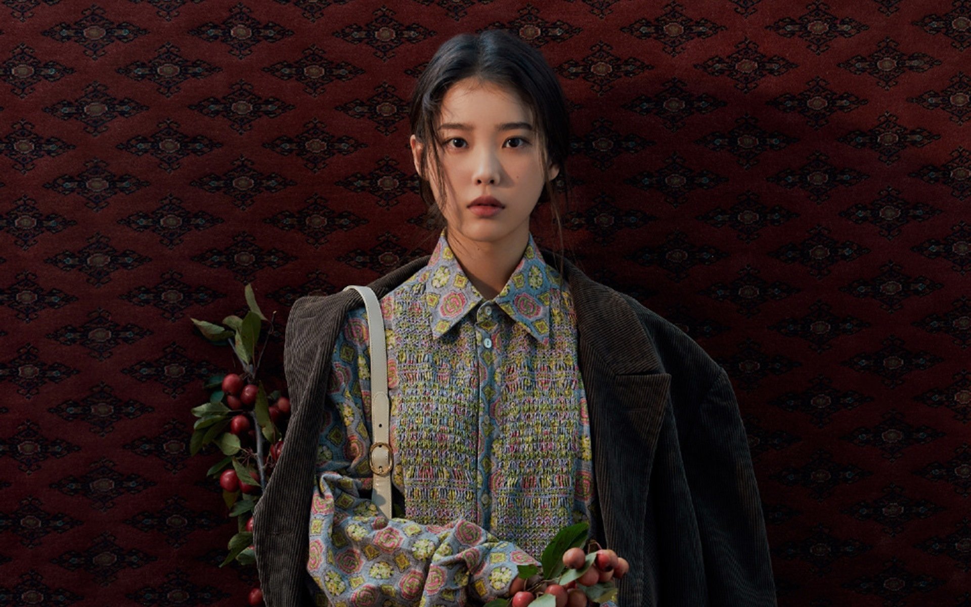 当伦纳德凝视芝加哥的幽灵